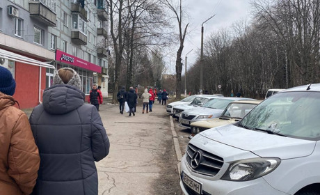 Робітник ритуальних послуг, продавець в Аврорі: нові вакансії у Жовтих Водах