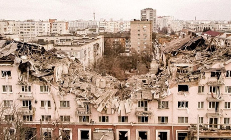 У Чернігові розпочинають демонтаж будівлі готелю "Україна". У чому причина