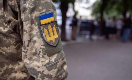 Електронні повістки військовозобов'язаним приходитимуть також і тим, хто за кордоном