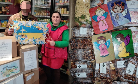 Воїнам ЗСУ до Різдва жителі Переяславщини відправили багато потрібних та смачних гостинців