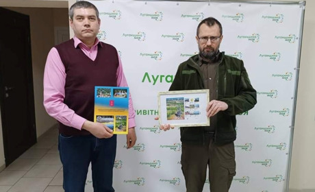 Нові марки від "Укрпошти" - "Svatovo 1660" стануть лотами благодійних аукціонів