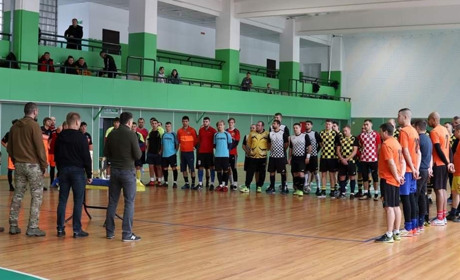 Відкритий різдвяний кубок з футзалу провели у Лозовій