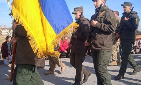 Долинська прощатиметься з лейтенантом поліції Ігорем Місюнею.