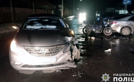 Поліція розслідує ДТП у Покровську за участю мотоцикліста