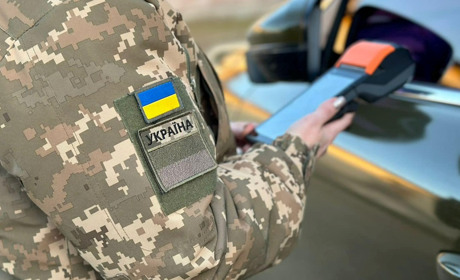 Багатодітний батько за 7 тис. доларів: на посту "Маяки" викрили чоловіка з фіктивними документами