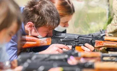 З держбюджету України виділять майже 2 мільярди гривень на викладання предмету "Захист Батьківщини"