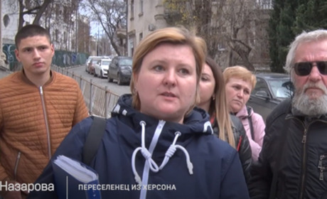 Херсонці, що втекли разом з росіянами у Крим, понад рік чекають на "житлові сертифікати"