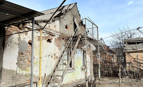 Російські окупанти поранили двох людей у Нікополі: наслідки обстрілів