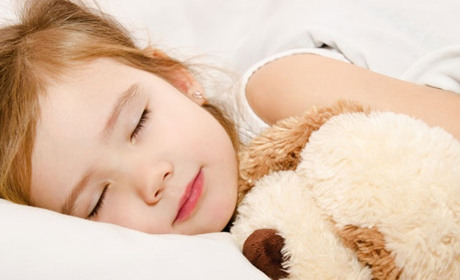 Поради для батьків: що робити, якщо у дитини порушений сон?