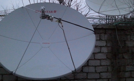 Окупанти встановлюють антени для прийому російського ТБ і посилюють інформвакуум на ТОТ Херсонщини