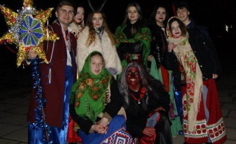 Як жовтоводців колядники вітали: відео