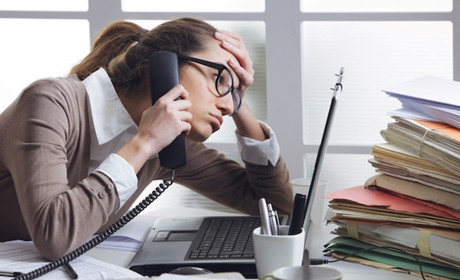 У Старокостянтинові пропонують роботу для чоловіків та жінок