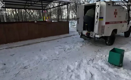 Рятувальники евакуювали 2 людей з Нью-Йорка. Відео