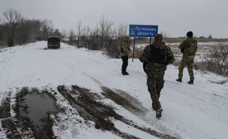 Росія не залишає спроб відбити у ЗСУ деокуповані села Луганщини. Гатять з мінометів та артилерії