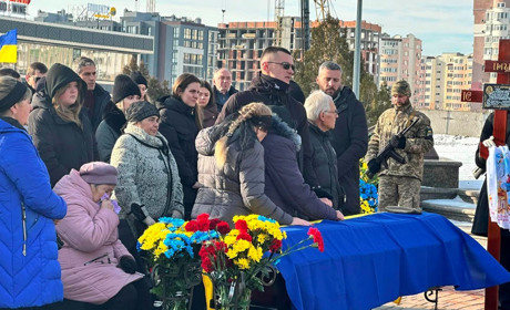 Южненська громада провела в останню путь військового Валерія Нехая (ФОТО)