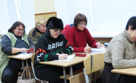 Українська мова 40+: за парту – не соромно, а похвально (ВІДЕО)