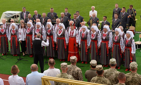 Душа промовляє через українську пісню: у 2024 хор «Доброслав» відзначає 20-річчя з дня створення