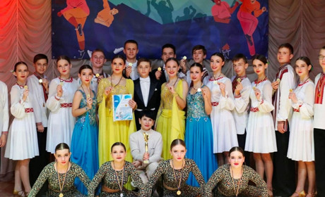 НІЖИНСЬКА ХОРЕОГРАФІЧНА ШКОЛА: У НОВИЙ РІК - З НОВИМИ ТВОРЧИМИ ЗДОБУТКАМИ!!!