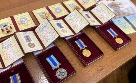 Рідним загиблих вручили посмертні нагороди