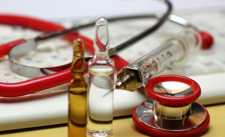 Захворюванність зростає: в Старокостянтинівському Центрі ПМСД у вихідні дні чергуватимуть лікарі