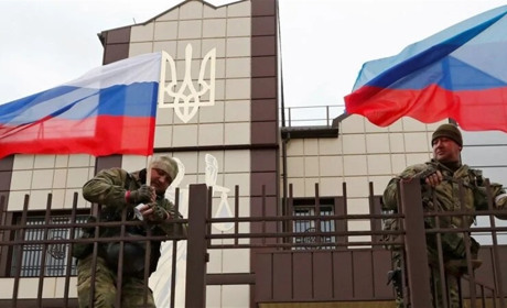 Російський уряд скорочує фінансування окупованих територій майже вполовину