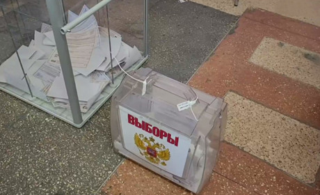 Допомагали окупантам проводити «вибори» на Херсонщині: трьом колаборанткам повідомили про підозру