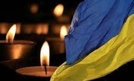 Крається серце. У Старокостянтинові знову попрощаються із захисником України