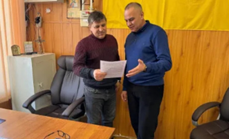 Новини воєнного часу. Старокостянтинівщина. Консультації податківців, житло Герою, виїзне засідання