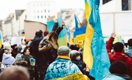 Тимчасовий захист в ЄС для переселенців з України можуть продовжити: коли і на який термін?