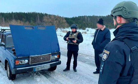 На Чернігівщині росіяни напали на машину з цивільними. Подробиці
