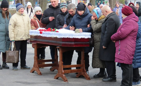 В останню путь провели солдата Миколу Якименка (ВІДЕО)