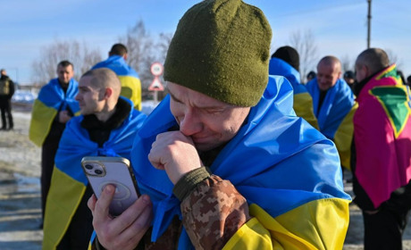 Наші – вдома: 207 військових повернули з полону