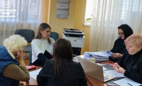 У Покровську комісія підтримала сім'ї загиблих Захисників та мешканців, які борються з хворобами