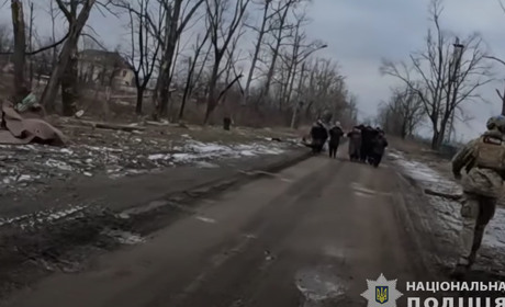 Жителів Авдіївки з окупації врятували «Білі Янголи». Перелякані люди розповіли, що там коїться