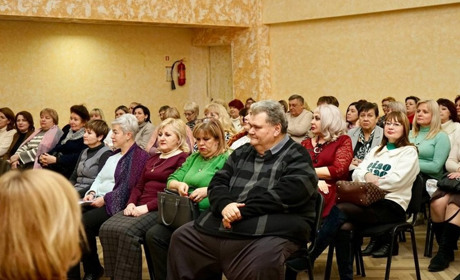 У Запоріжжі обговорили можливість переведення дітей на змішану форму навчання у школах