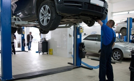 Який автопідйомник вибрати для автомайстерні?