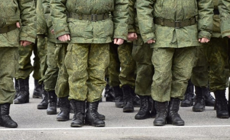 На лівобережжі Херсонщини окупанти формують мобілізаційний резерв із місцевих чоловіків