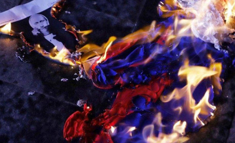 На Мелітопольщині затримали й жорстоко побили хлопців, які зірвали прапор рф з будівлі сільради