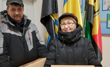 6 лютого Києві продовжать видачу гуманітарної допомоги переселенцям з Торецька. Але не всім