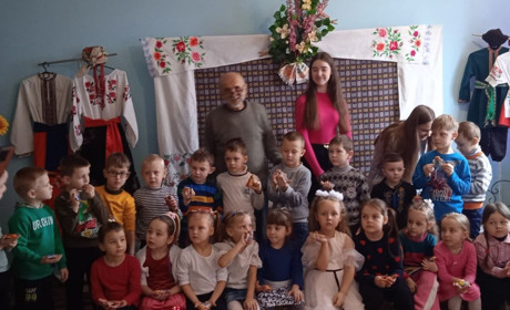 В дитсадочку “Казочка” розмальовували ангелів-охоронців для ЗСУ