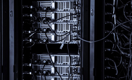 Переваги та недоліки віртуальних серверів