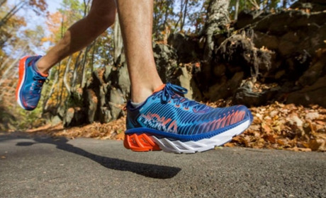 Огляд останніх моделей бігових кросівок: чим вони унікальні