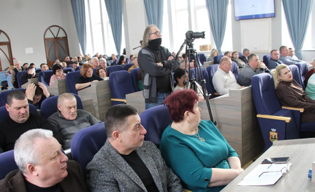 На 36-й сесії Ніжинської міської ради було виділено 12,4 млн грн на потреби ЗСУ