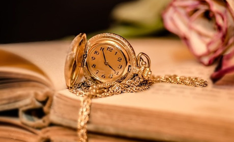 Переходимо на літній час: коли переводити годинники навесні-2024