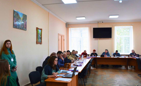 Молодь міста презентувала себе на зустрічі з депутатами