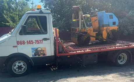 Коли потрібно викликати евакуатор та які його переваги