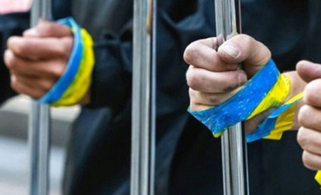 Російські окупанти утримують у полоні цивільних мешканців Горностаївської громади