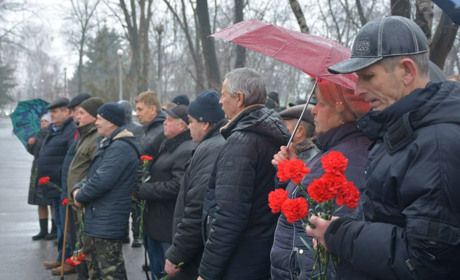 У Золотоноші вшанували воїнів-інтернаціоналістів