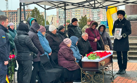 Южненська громада провела в останню путь військового Сергія Духновського