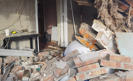 Родині із Гадяцької громади, яка постраждала від атаки росіян, придбають новий будинок